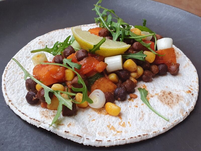 Sweet potato and black chickpeas tacos