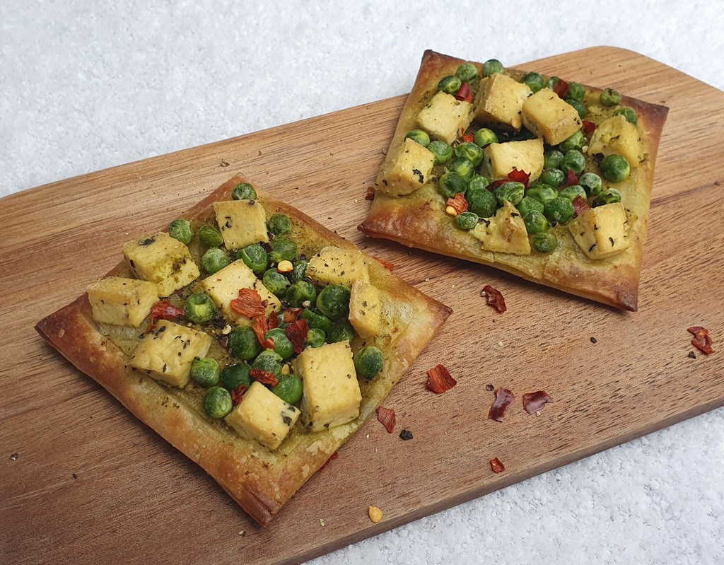 Tofu and green pea puff tarts