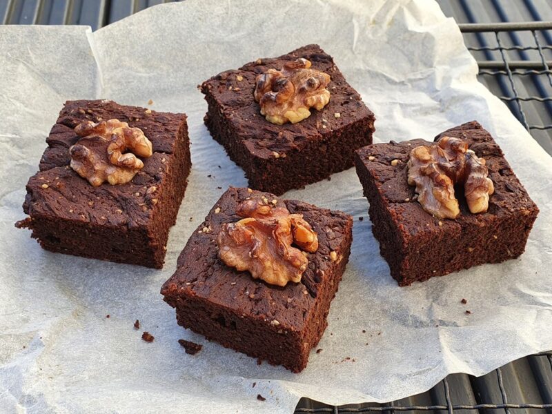 Gluten-free coffee and walnut brownies