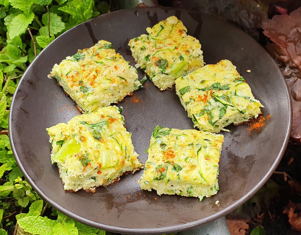 Courgette and spring onion frittata