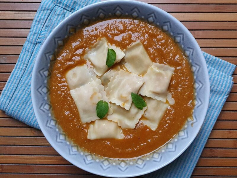 Vegan ravioli in spiced sweet potato sauce