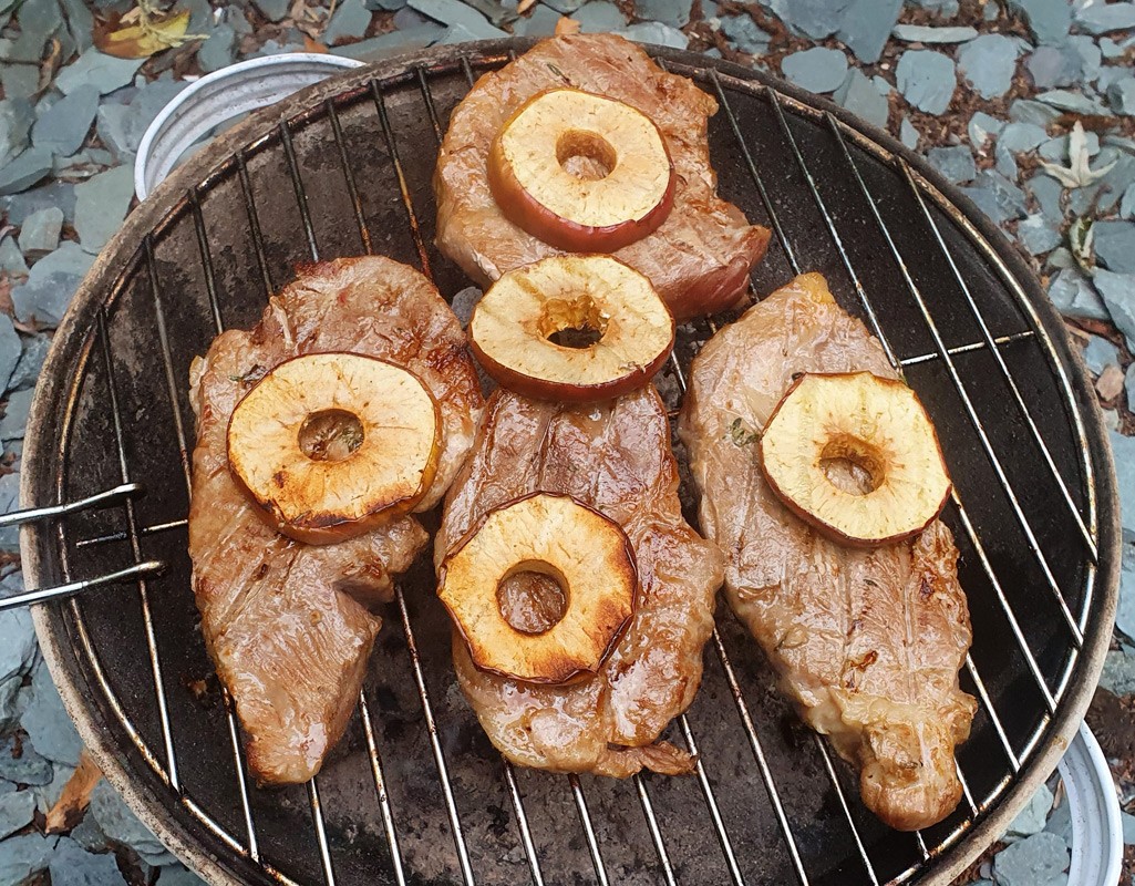 BBQ pork steak with apple