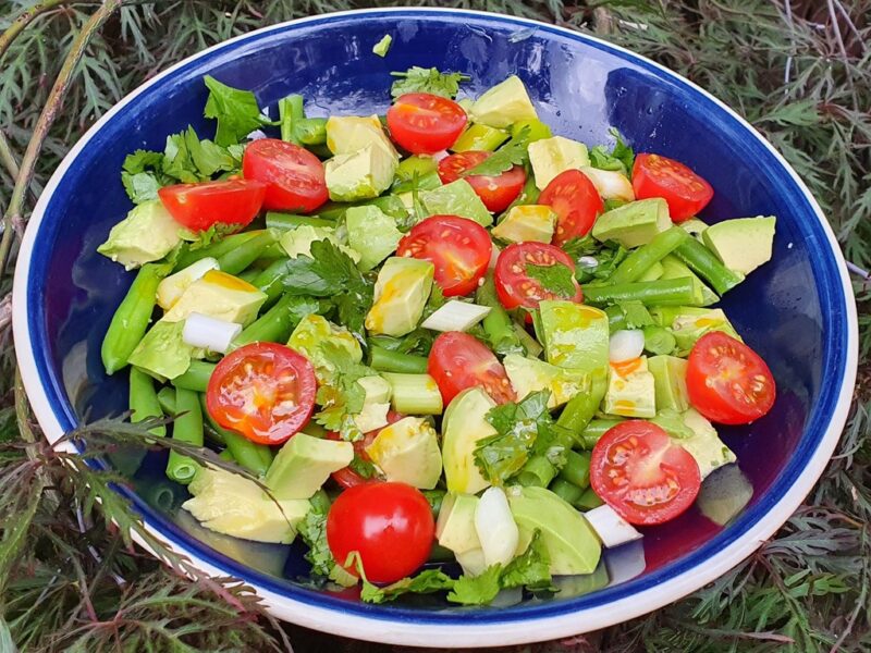 Avocado, green beans and tomato salad