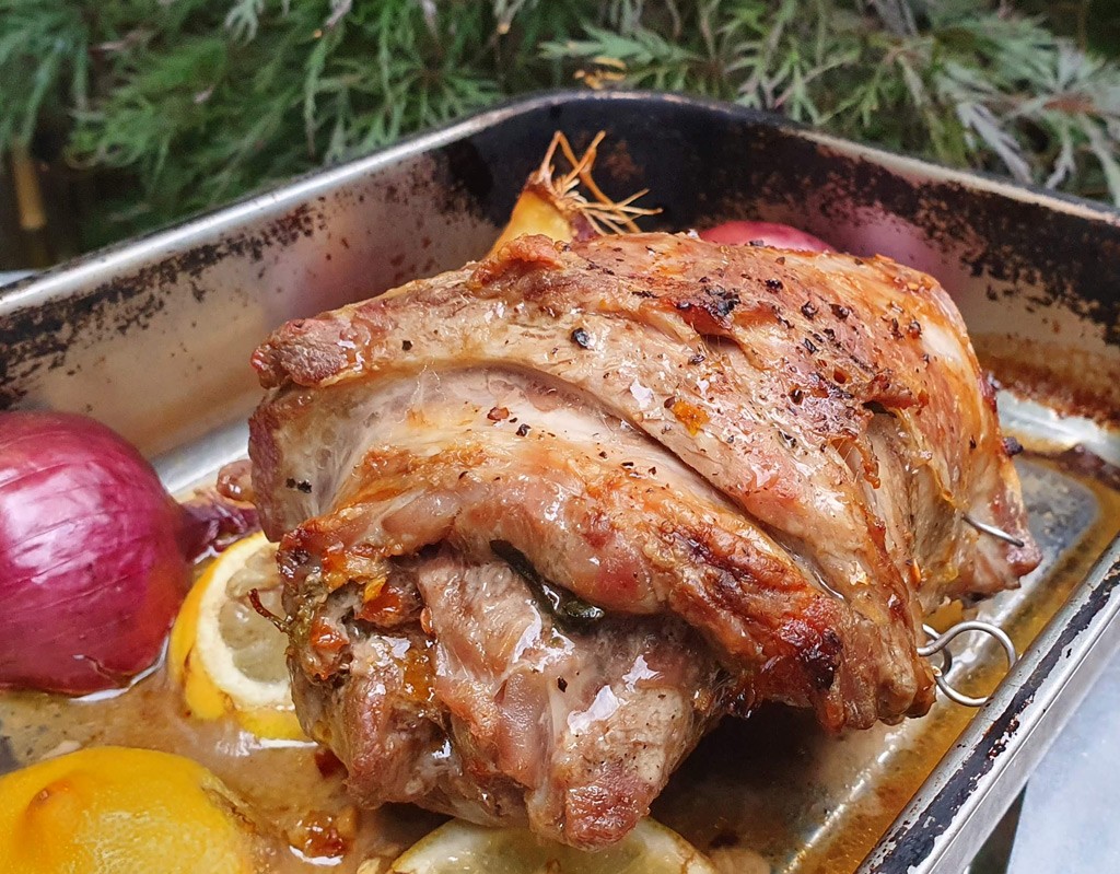 Roast lamb stuffed with sundried tomatoes and basil