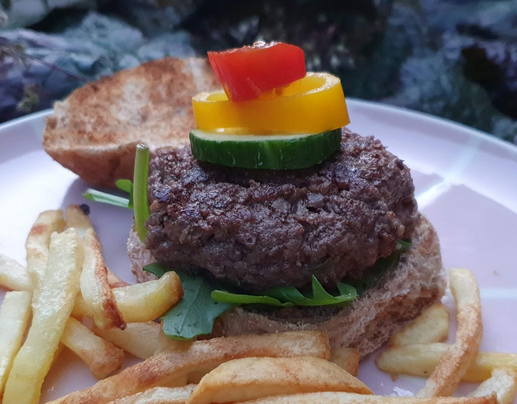 Beef and chicken liver burger