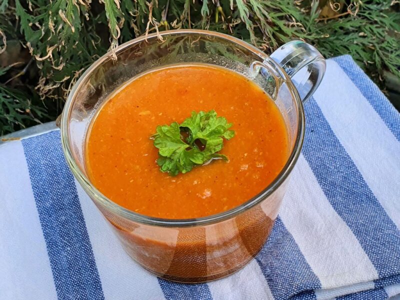 Curried sweet potato, lentil and broccoli soup