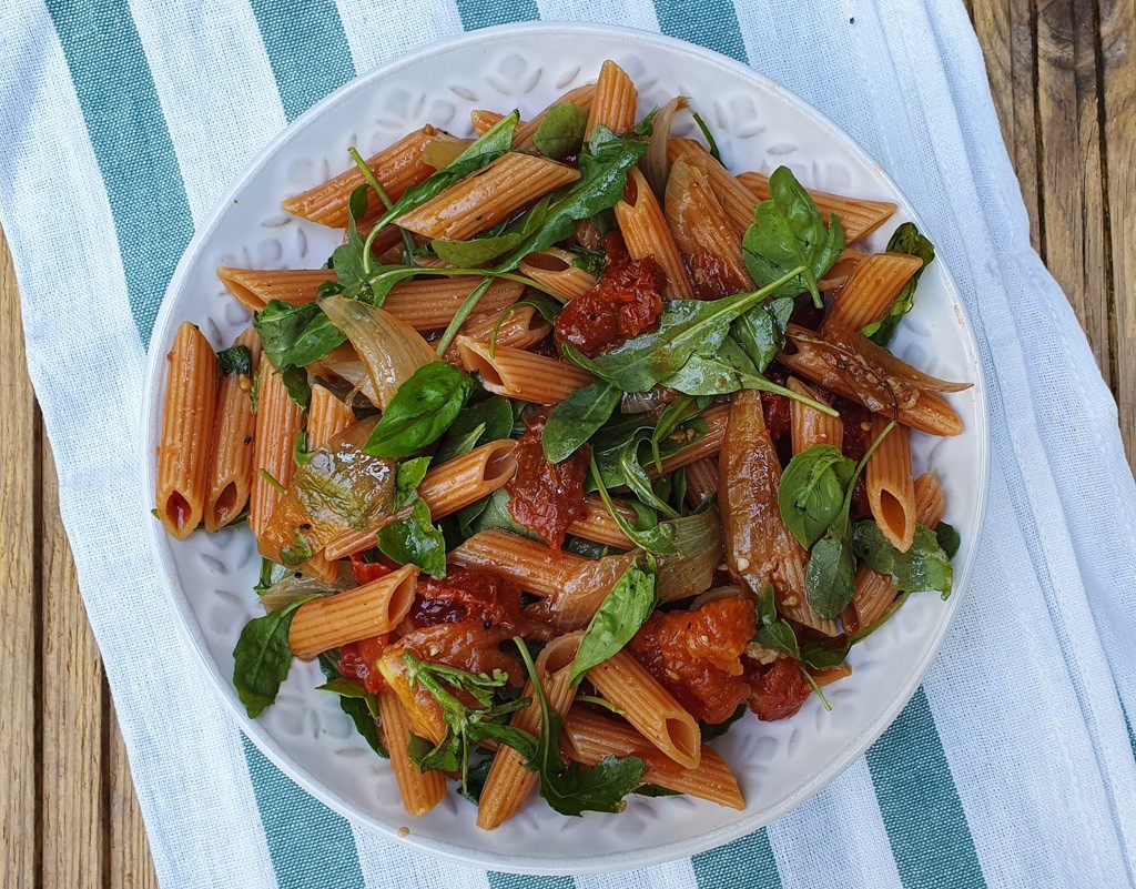 Pasta with three tomato sauce