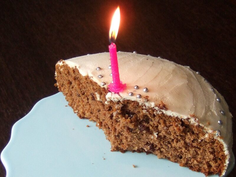 Spelt carrot cake