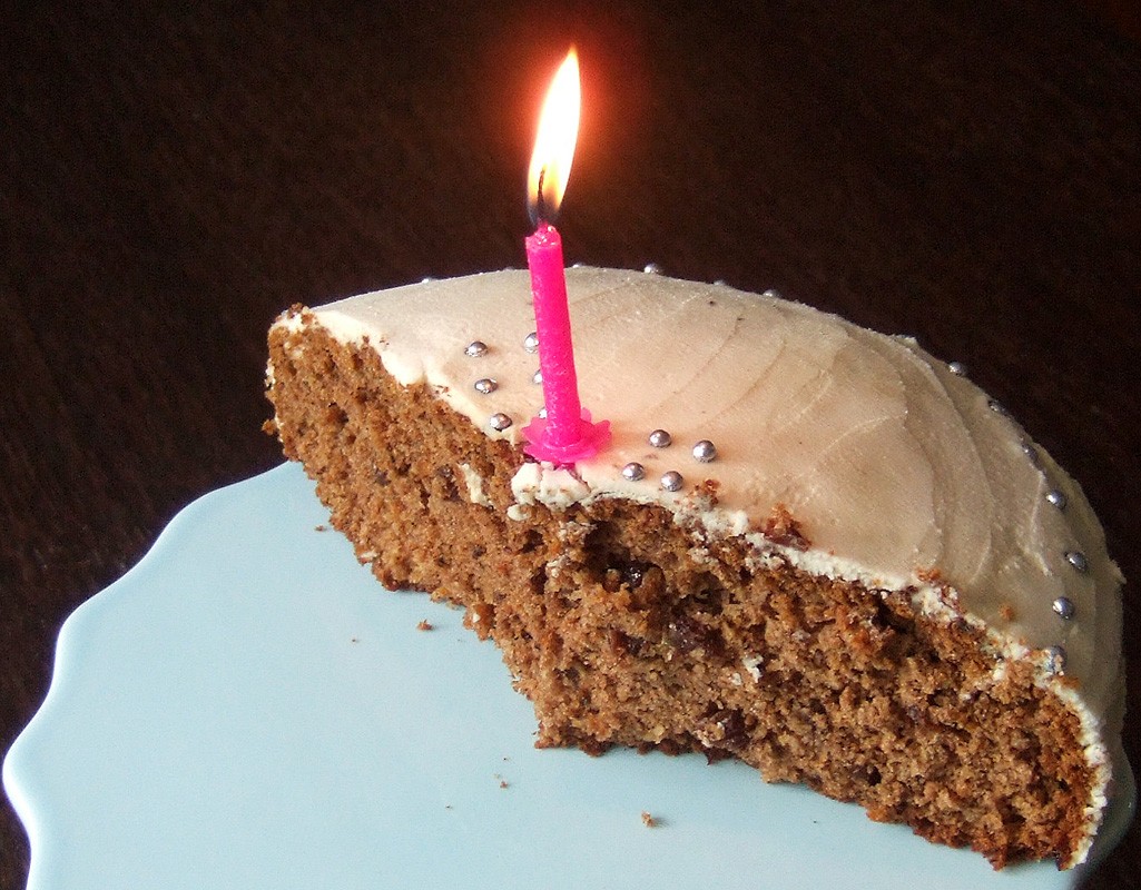 Spelt carrot cake