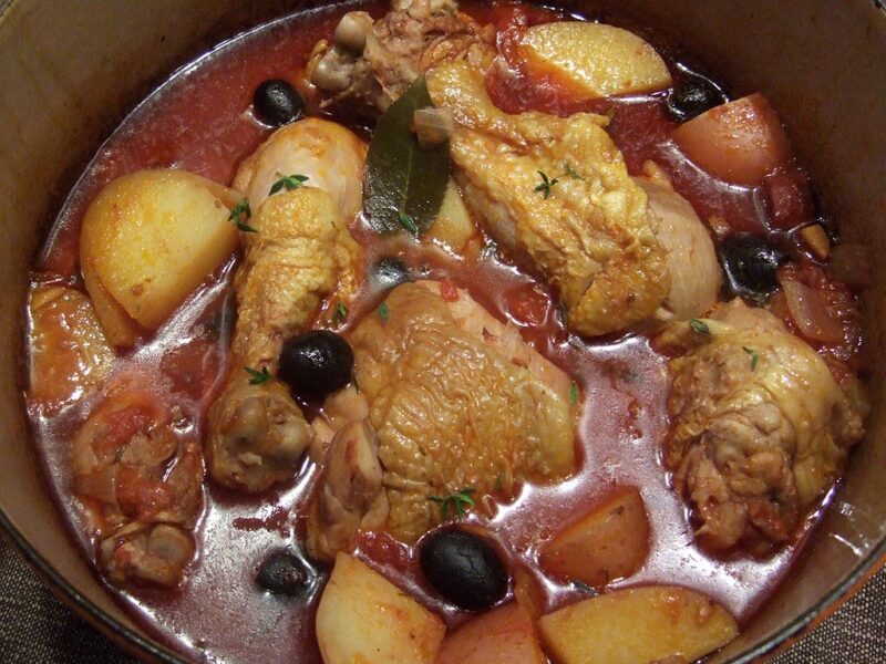 Spanish-style chicken pot