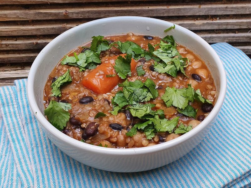 Mixed beans and lentils chili