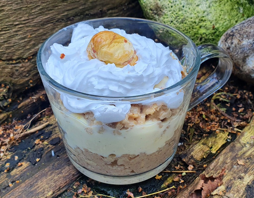 Porridge and roasted chestnut pots