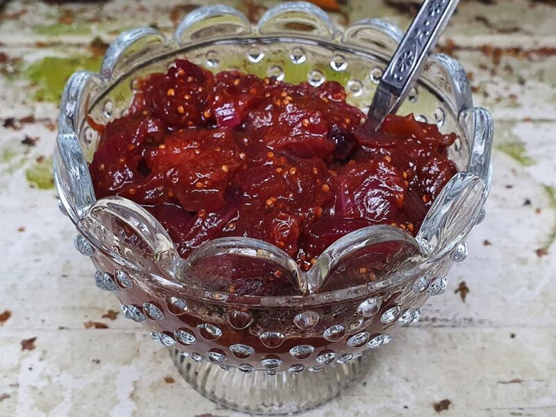 Balsamic fig chutney