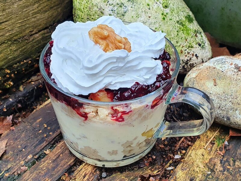 Apple and blackberry porridge trifle