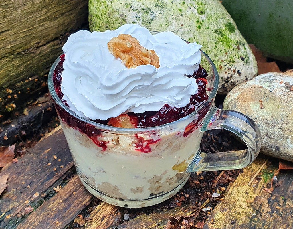 Apple and blackberry porridge trifle