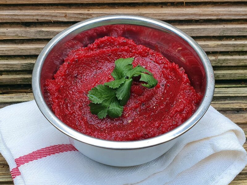 Roasted beetroot and squash sauce