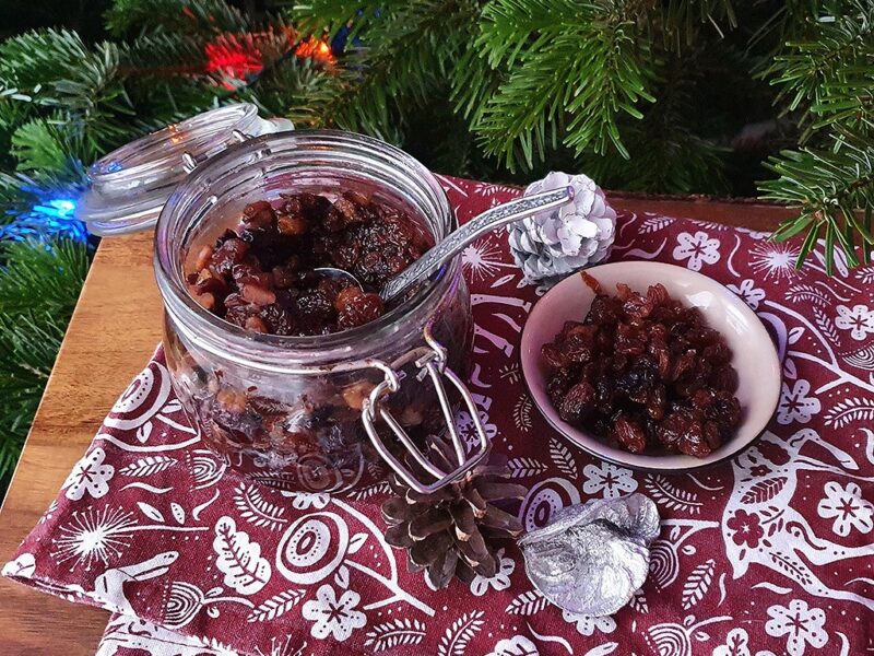 Sour cherry, pear and ginger mincemeat