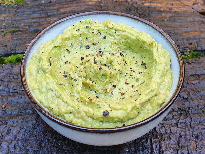 Green pea guacamole