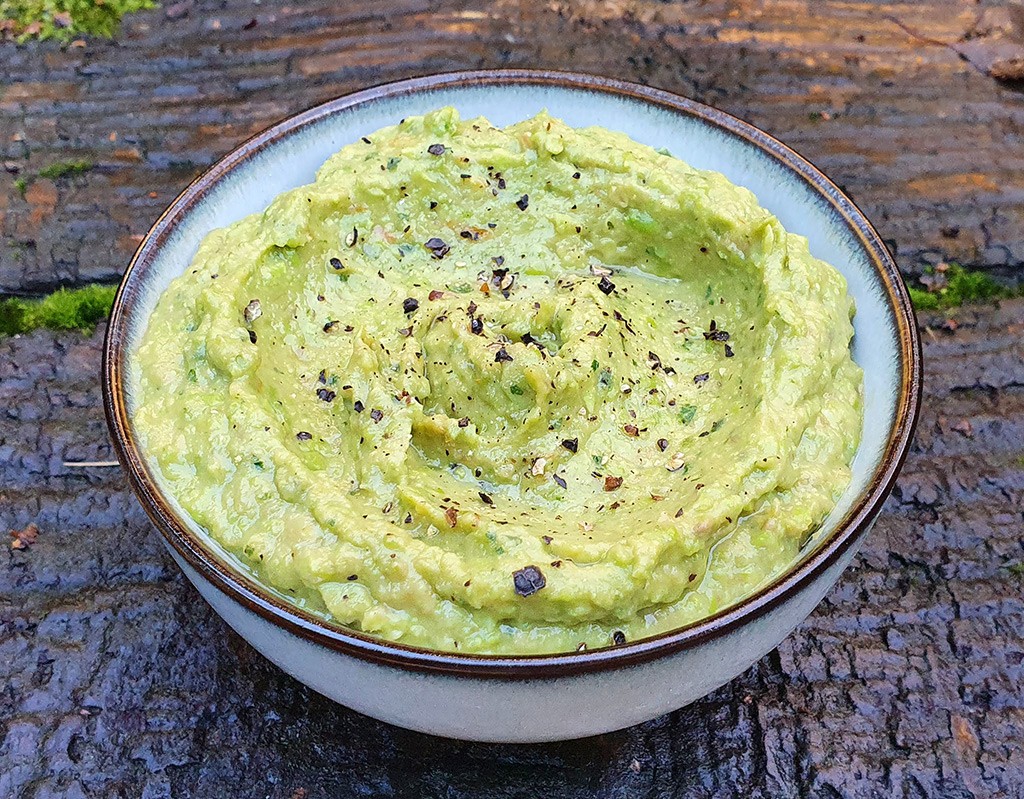 Green pea guacamole