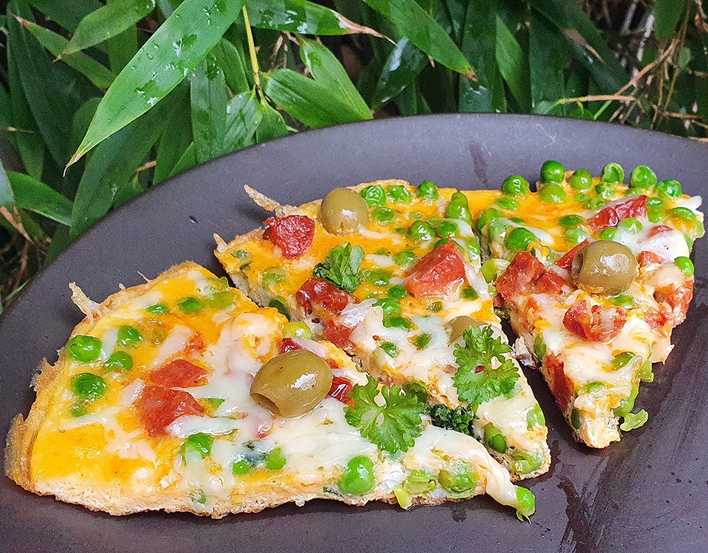 Spanish style omelette with green peas