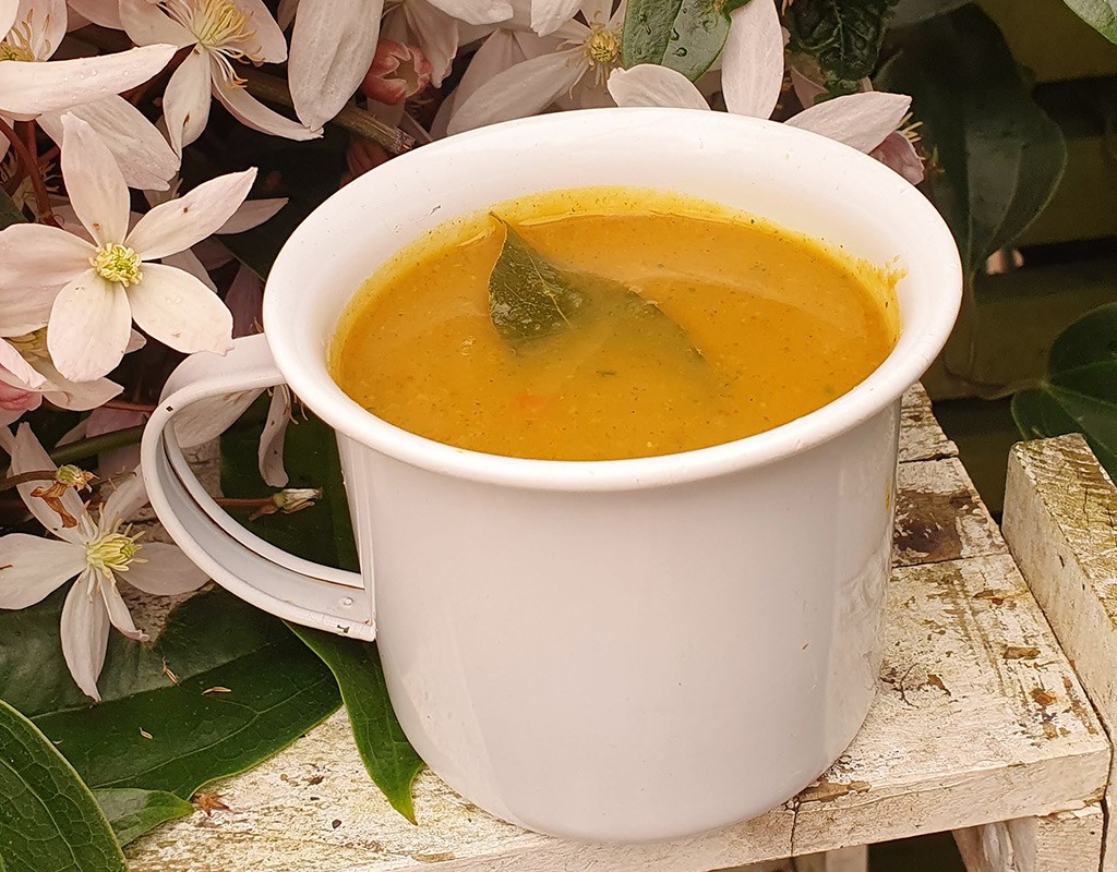 Curried carrot and parsnip soup