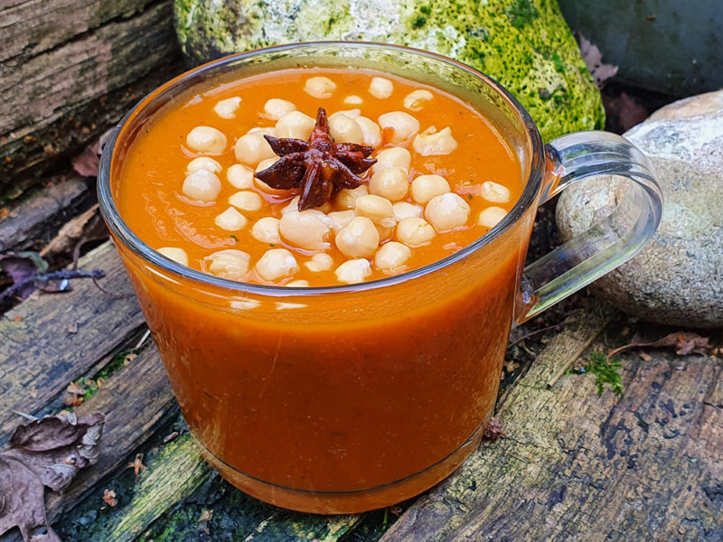 Harissa butternut squash red pepper and chickpeas soup