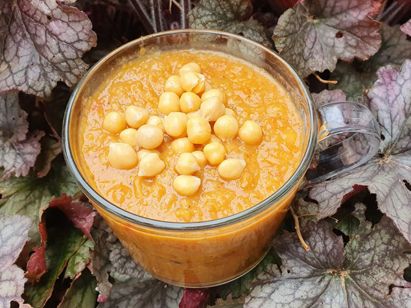 Roasted cauliflower and brussels sprouts soup