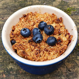 Vegan apple, blueberry and almond crumble