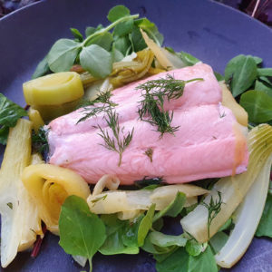 Wild salmon with sautéed leek and fennel