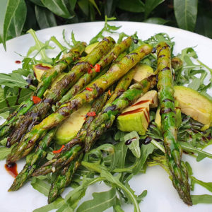 Grilled asparagus and avocado salad