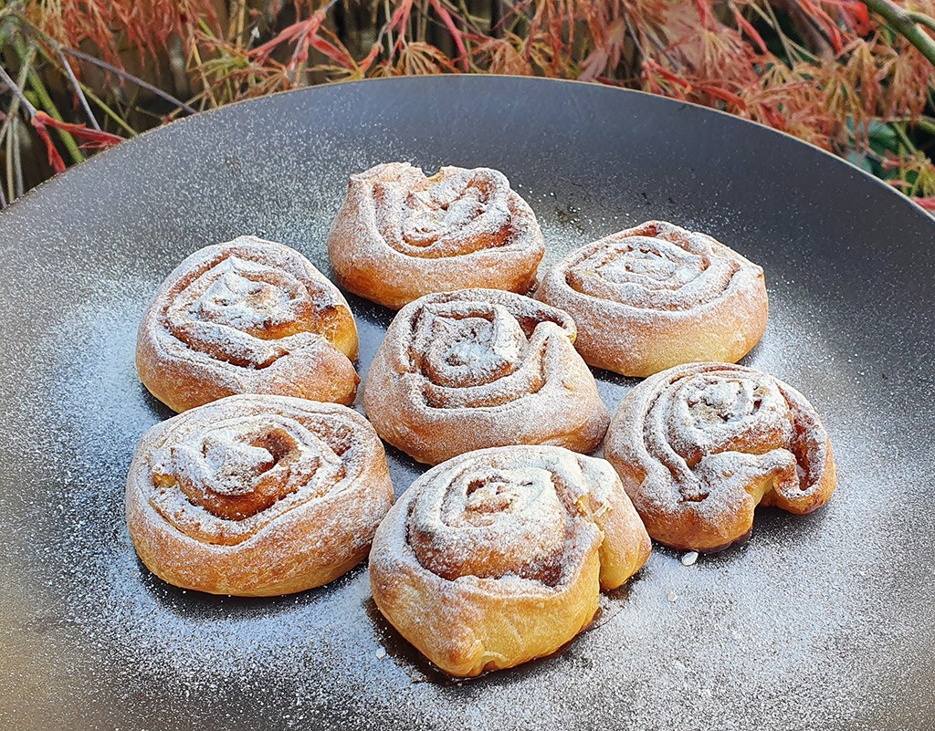 Pizza dough cinnamon rolls