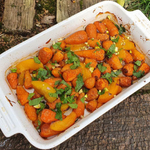 Roasted Chantenay carrots with apricots