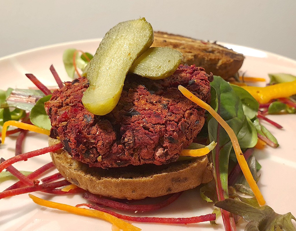 Vegan black bean and beetroot burger