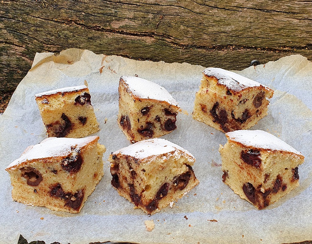 Cherry and chocolate traybake