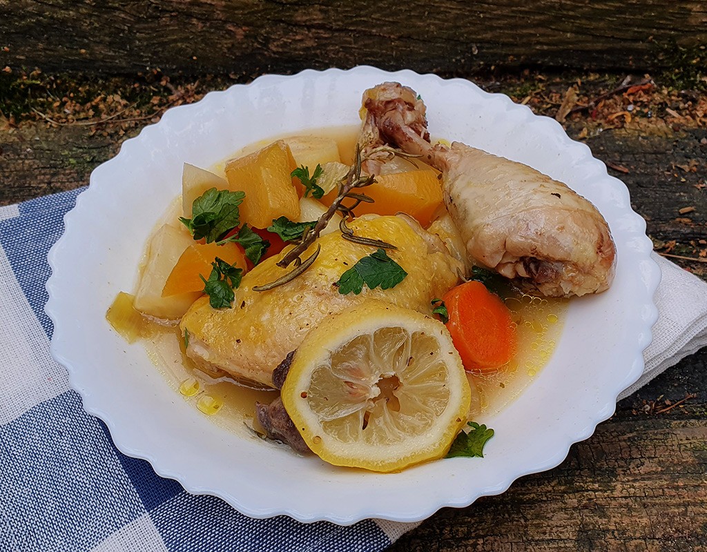 Chicken and root vegetables stew