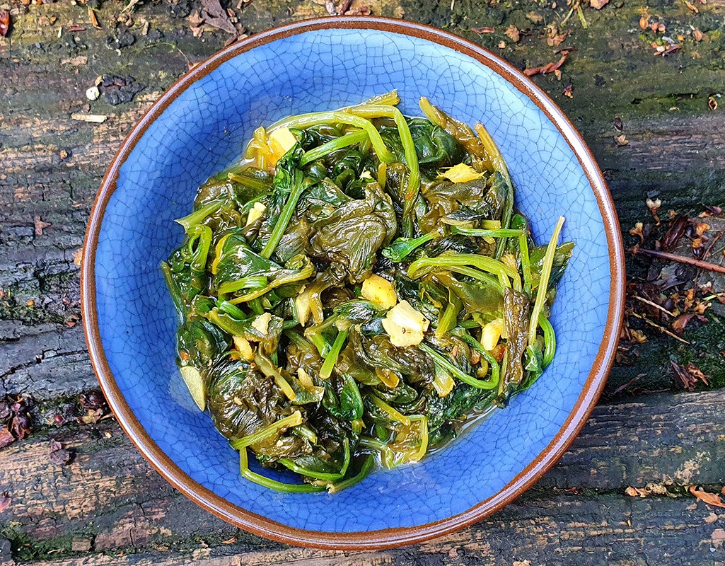 Indian spiced spinach fry