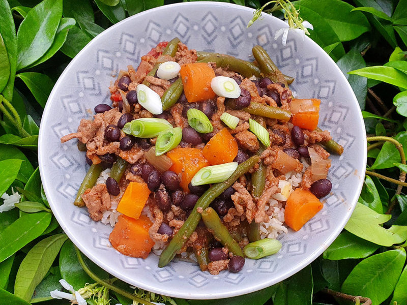 Chili con carne with green beans