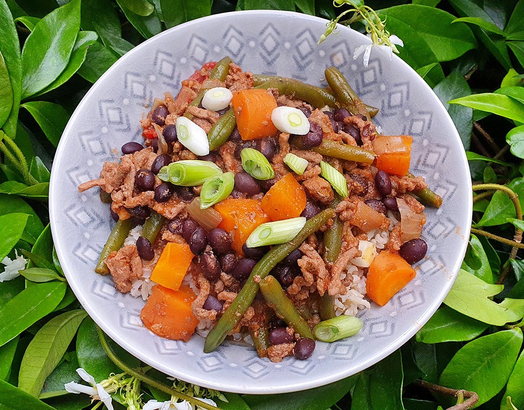 Chili con carne with green beans