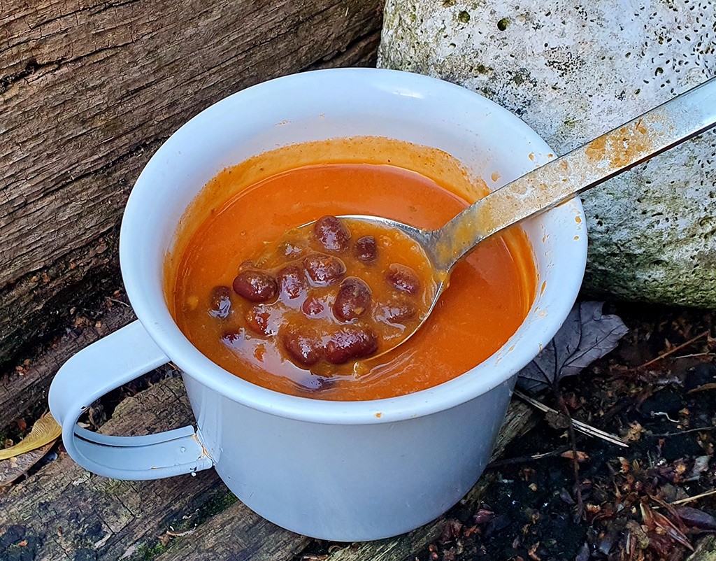 Chipotle sweet potato soup with beans