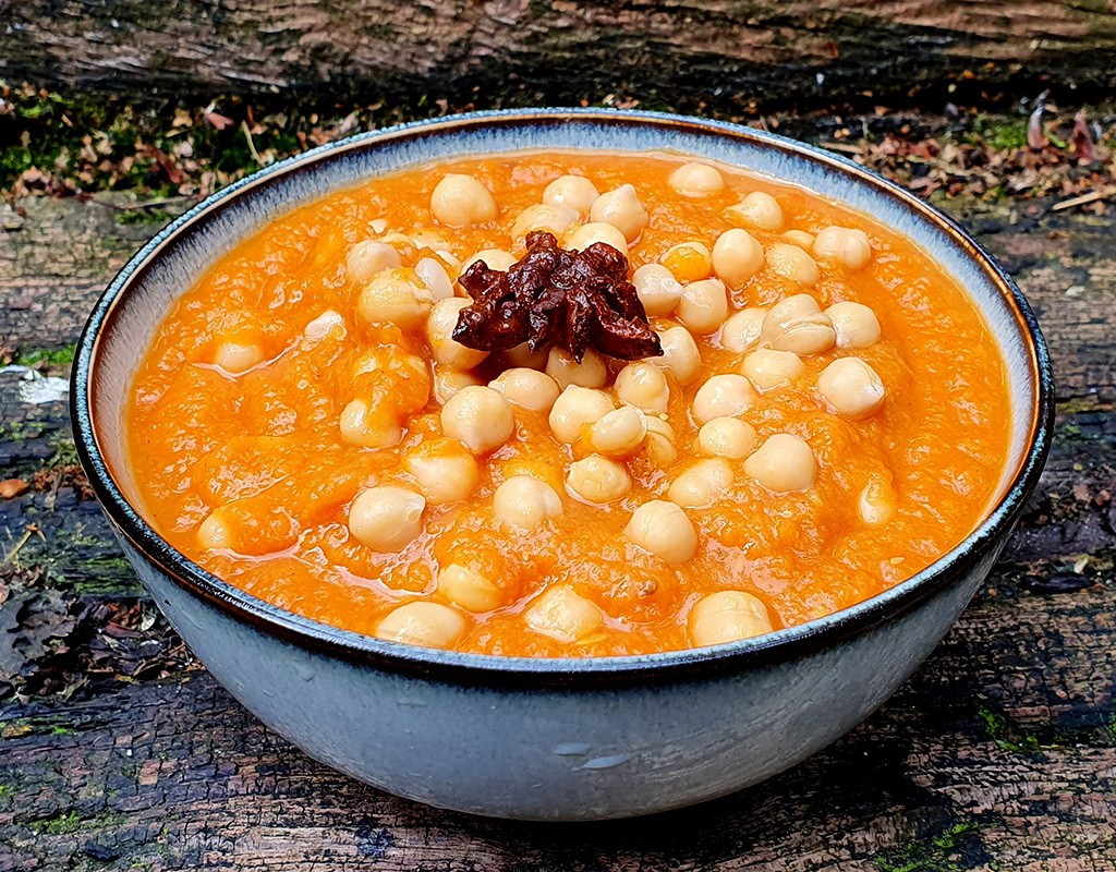 Curried root vegetable soup with chickpeas