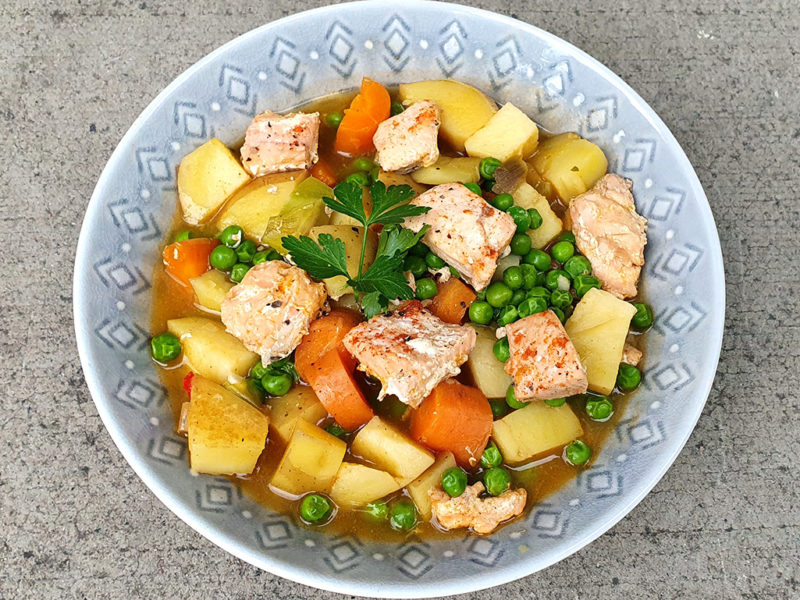 Salmon paprika stew