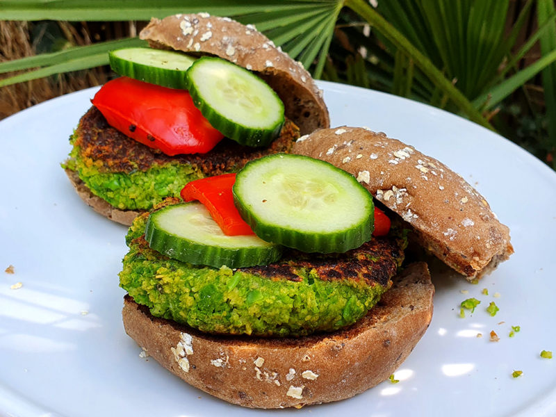 Minty green pea burgers