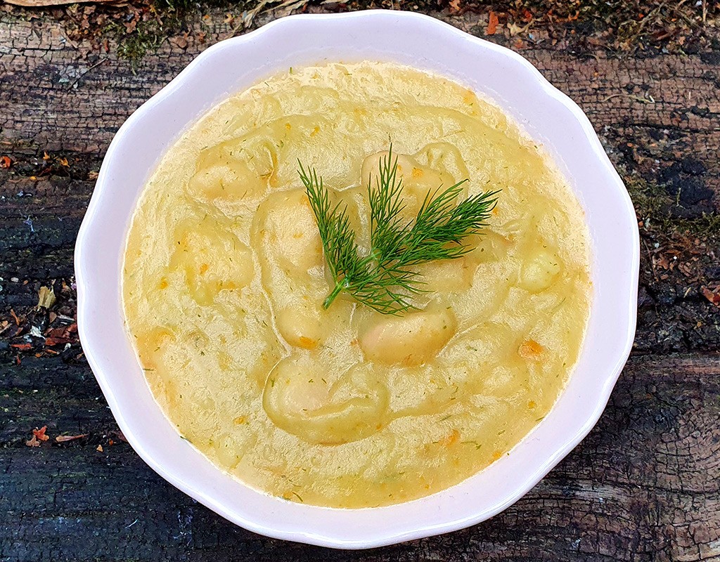 Potato and leek soup with butterbeans