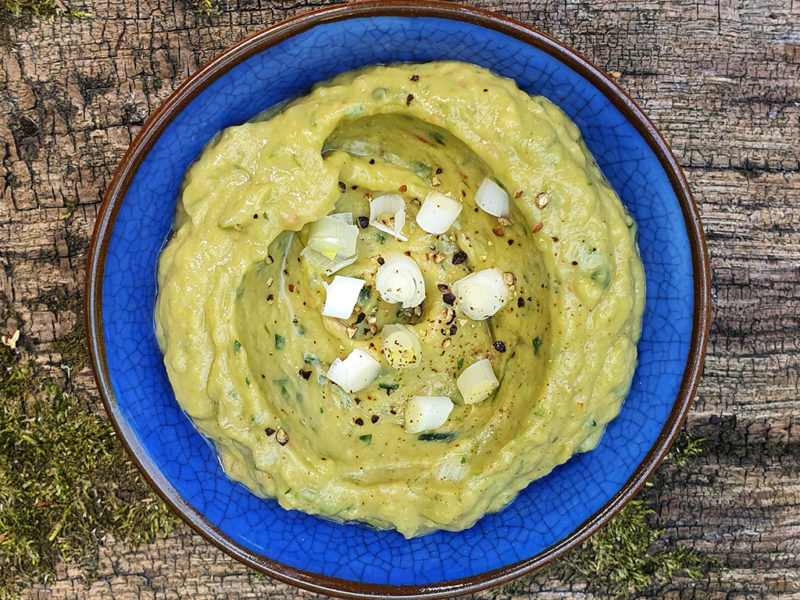 Spring onion guacamole