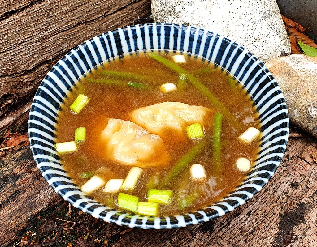 Miso soup with green beans and prawn gyoza