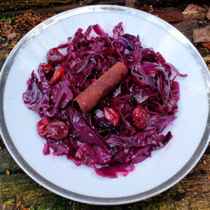 Braised red cabbage with sour cherries