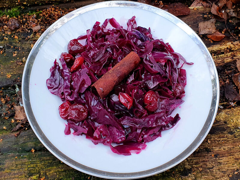 Braised red cabbage with sour cherries