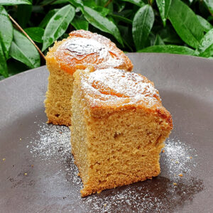 Gluten-free apricot cake