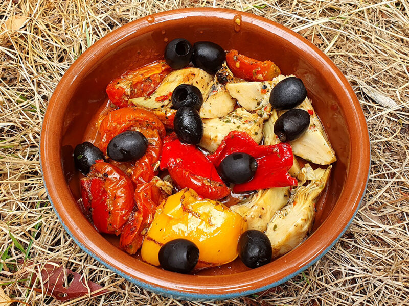 Mediterranean grilled pepper and artichoke salad