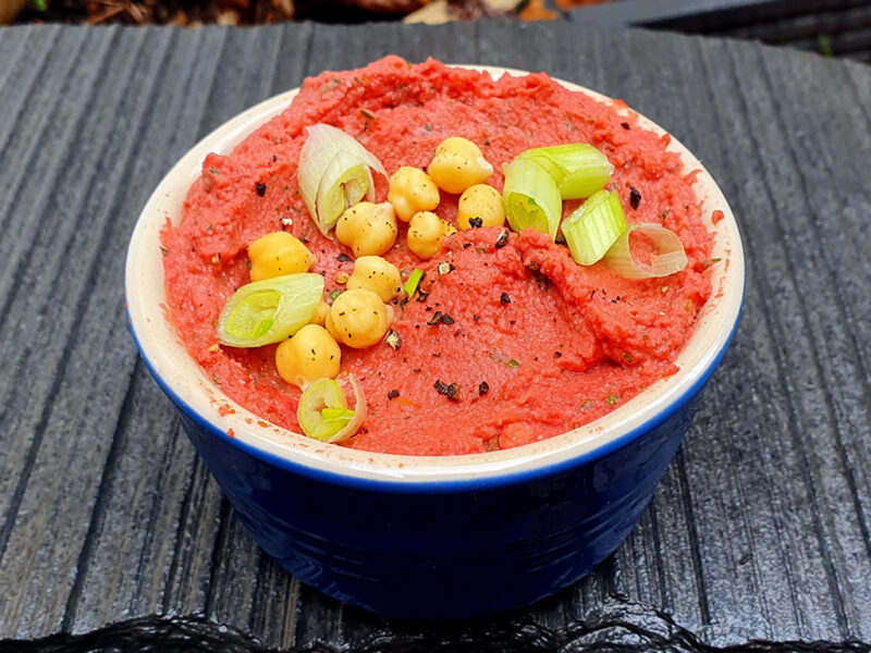 Roasted beetroot and red pepper hummus